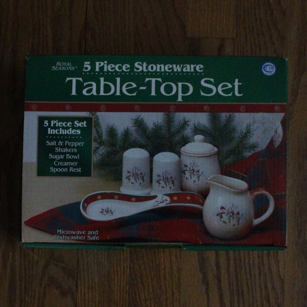 Royal Seasons 5pc Stoneware Holiday Table-Top Set